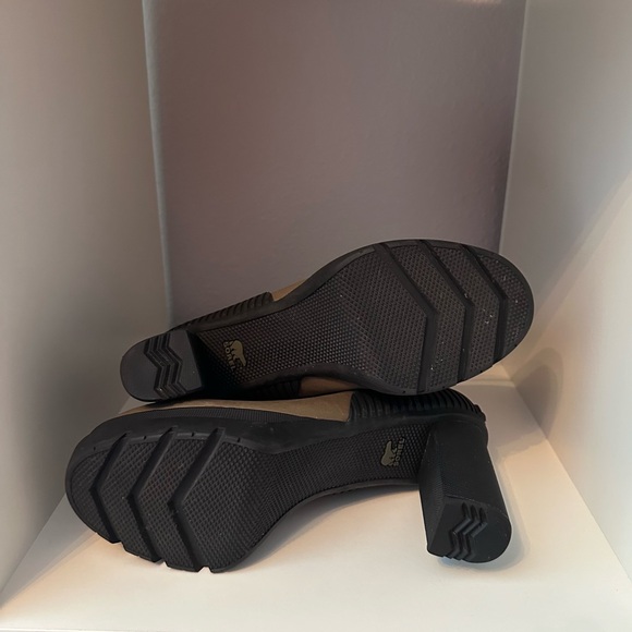 Sorel Dacie Waterproof Olive Green Chunky Platform Heeled Combat Boots - Picture 5 of 6